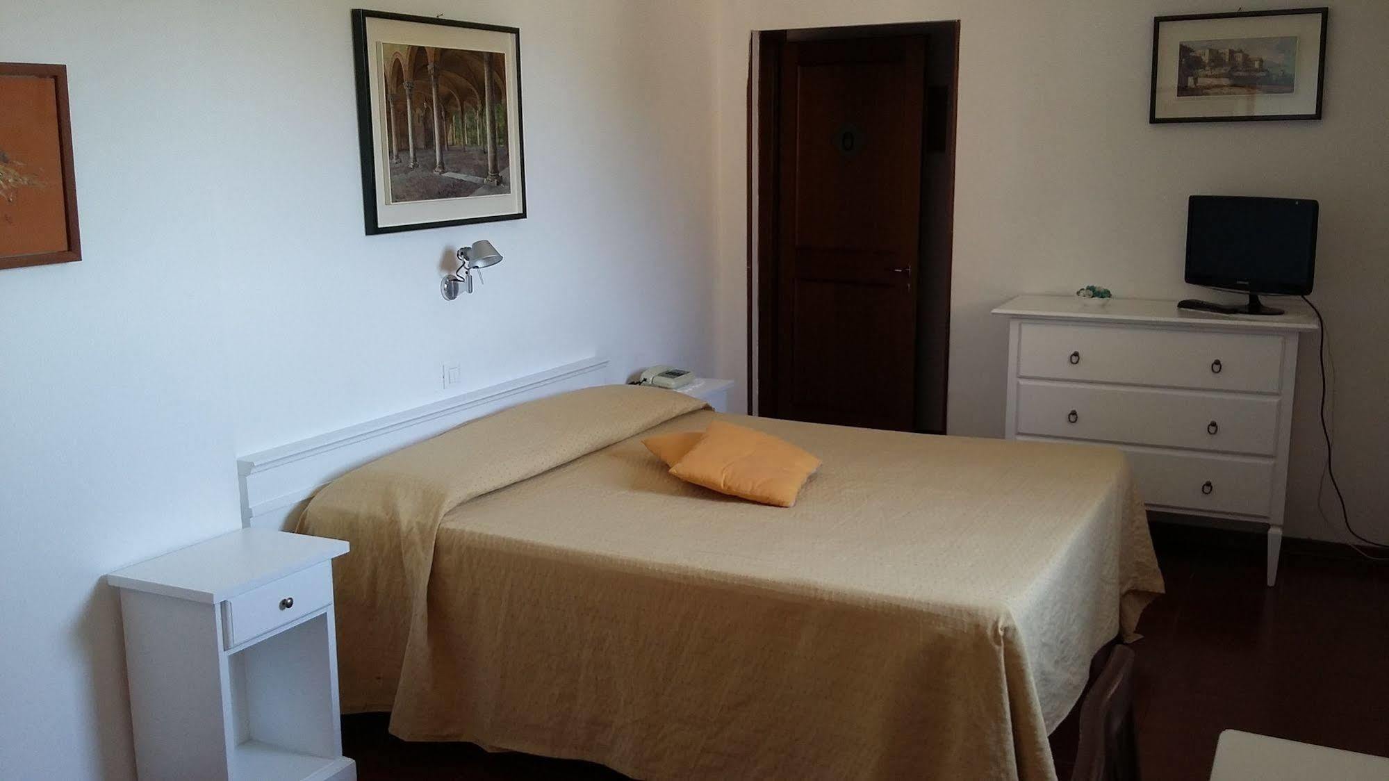 Hotel Porta Romana Di Luce Hotels Siena Luaran gambar